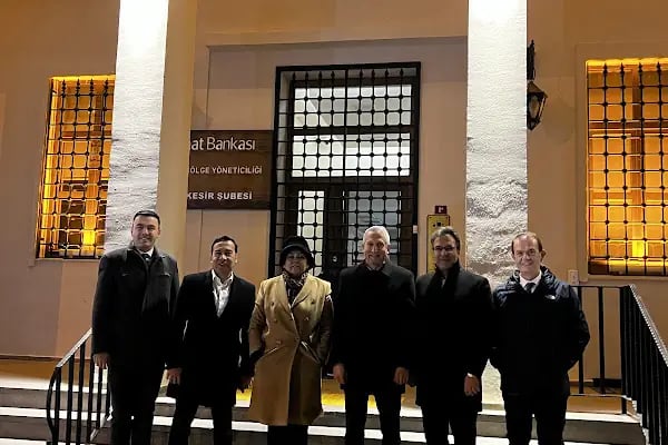 Ziraat Bankası - Balıkesir Şubesi - Resim 10