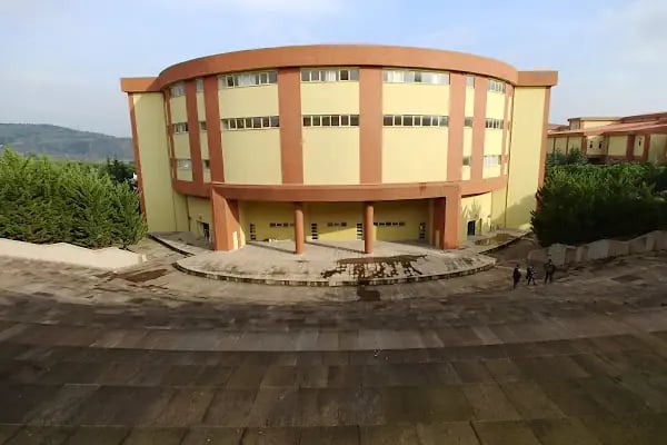 Maltepe Üniversitesi Amfitiyatro - Resim 2