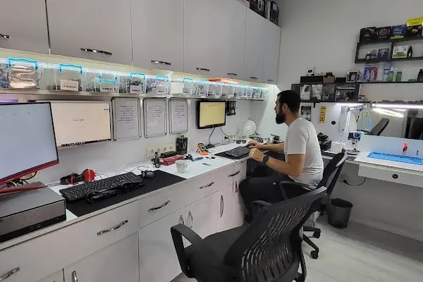 ÇÖZÜM BİLGİSAYAR SERVİSİ - Resim 4