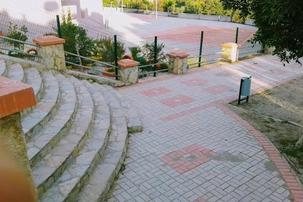 Alantur Ayhan Şahenk İlkokulu - Resim 11