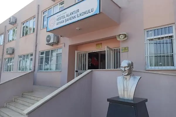 Alantur Ayhan Şahenk İlkokulu - Resim 2