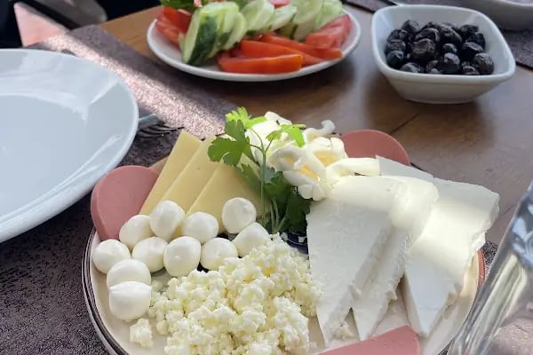 Akçaabat Horon Köfte &amp; Balık Restaurant - Resim 9