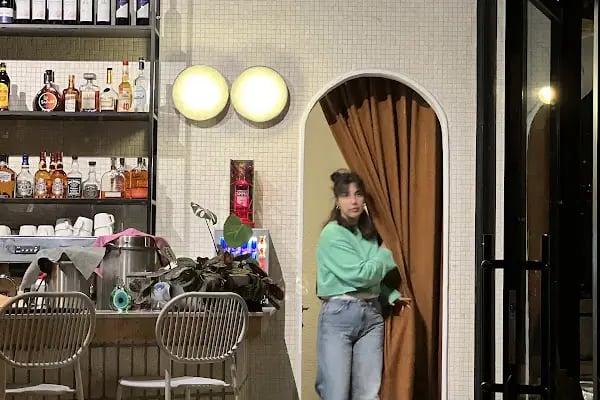 Lucky Lounge &amp; Bistro - Resim 18