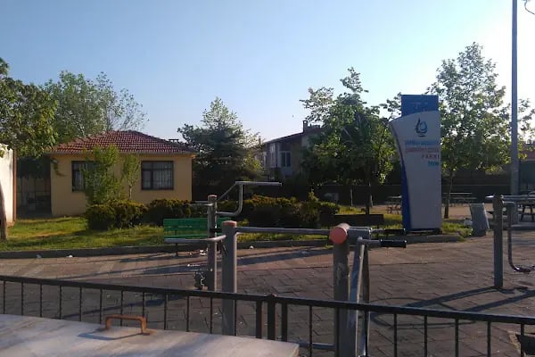 Çayırova Belediyesi Cumhuriyet Çocuk Parkı - Resim 10