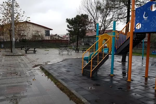 Çayırova Belediyesi Cumhuriyet Çocuk Parkı - Resim 5