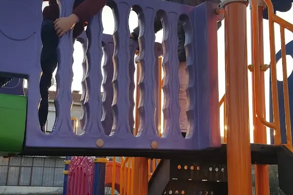 Çayırova Belediyesi Cumhuriyet Çocuk Parkı - Resim 15