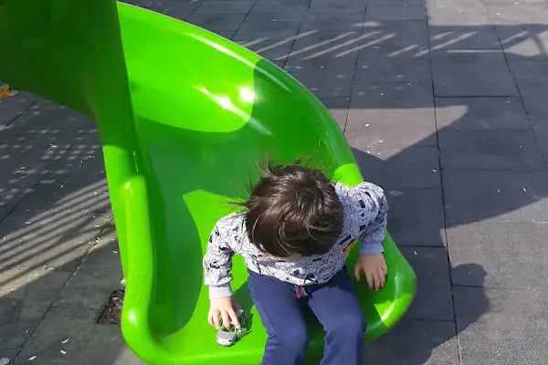Çayırova Belediyesi Cumhuriyet Çocuk Parkı - Resim 19