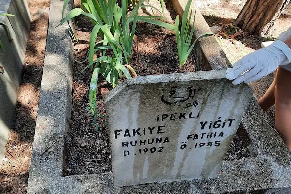 Sefaköy Mezarlığı - Resim 2