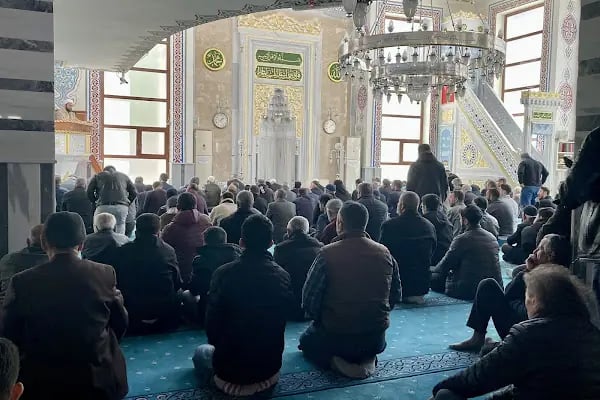 Kirazlı Orta Cami - Resim 12