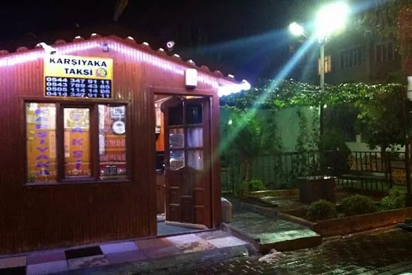 Karaköprü Karşıyaka Taksi Durağı - Resim 4