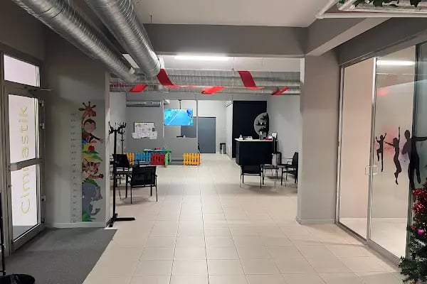 Atafit Ataşehir Cimnastik ve Dans Okulu - Resim 17