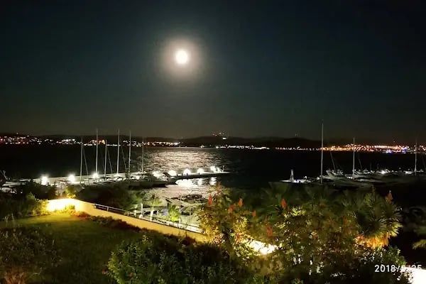 Çeşme Marina - Resim 15