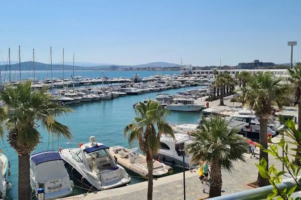 Çeşme Marina - Resim 3