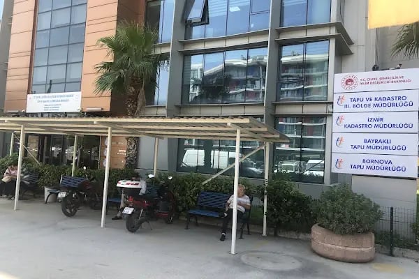 Bayraklı, Bornova Tapu ve Kadastro Müdürlüğü - Resim 3