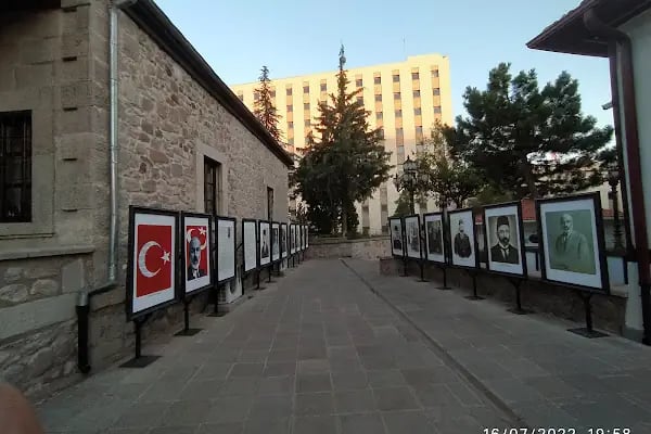 Muhsin Yazıcıoğlu Kabri - Resim 15