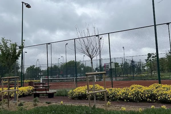 Florya Spor Tesisi Toprak Kortlar - Resim 4
