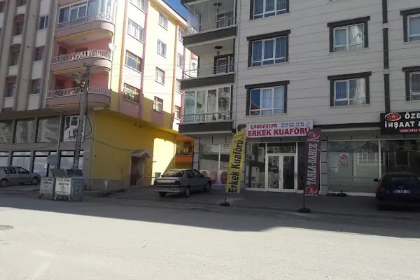 Kardeşler Erkek Kuaforu - Resim 2