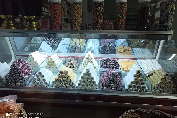 Cömert şarküteri ve Burçin butik - Resim 7