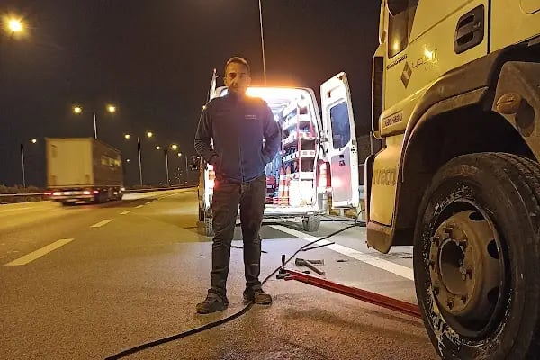 Bursa Yeşil Timsah Oto Lastik Tamiri 7/24 Yol Yardım Servisi, Nöbetçi Lastikçi, Akü Takviye - Resim 13