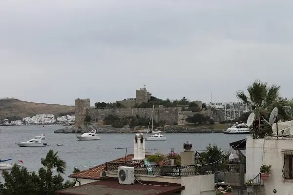 R HOUSE HOTEL - Resim 1