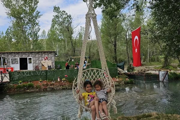 Saklı Vadi Tanır - Resim 9