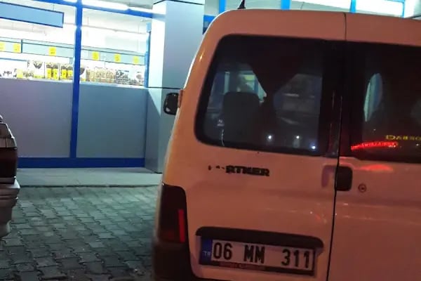 BİM MALAZGİRT ALTINDAĞ ANKARA - Resim 2