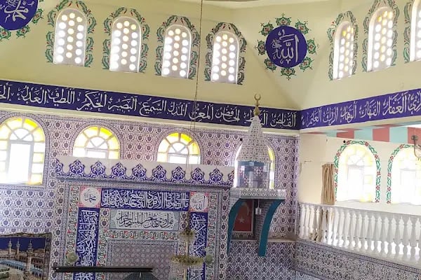 Yeşilbağlar Camii - Resim 4