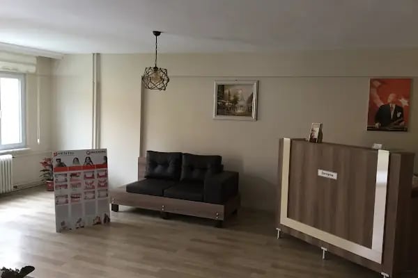 Diş Hekimi Uğur Kaya - Resim 3