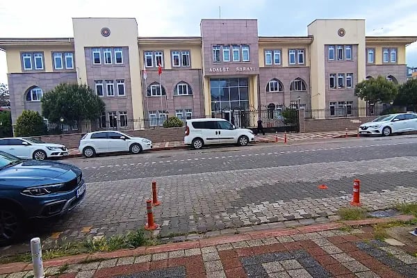 Karacabey Adalet Sarayı - Resim 4