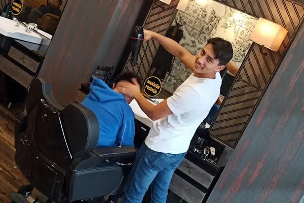 Oslo barbershop - Resim 3