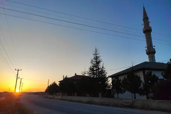 Yenikuyu mah. Karahallı Camii - Resim 4