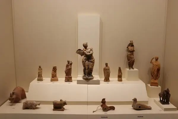 Akhisar Arkeoloji ve Etnografya Müzesi - Resim 2