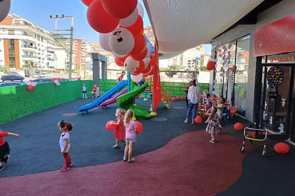 ÖZEL AKADEMİK BİLGİ KREŞ VE GÜNDÜZ BAKIM EVİ - Resim 2