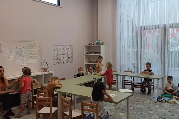 ÖZEL AKADEMİK BİLGİ KREŞ VE GÜNDÜZ BAKIM EVİ - Resim 3