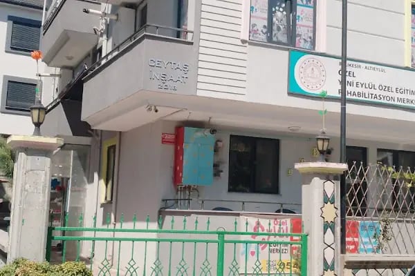 Özel Yeni Eylül Özel Eğitim ve Rehabilitasyon Merkezi | Altıeylül Rehabilitasyon Merkezi - Resim 1