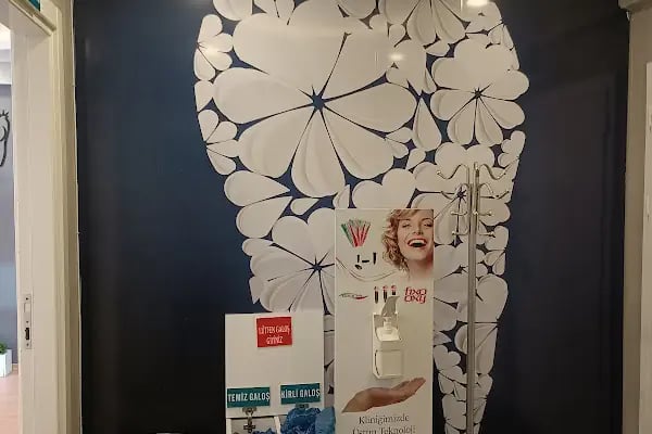 Diş Hekimi Sibel Özen Seyhan Adana Elmas Diş Kliniği - Resim 4