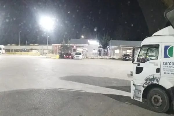 Socar Terminal Kayıt ofisi - Resim 2