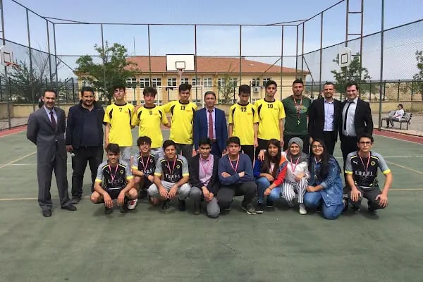 Türkan Halit Aykılıç Fen Lisesi - Resim 8