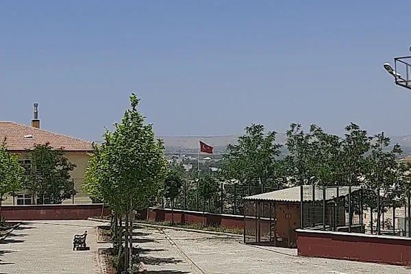 Türkan Halit Aykılıç Fen Lisesi - Resim 5