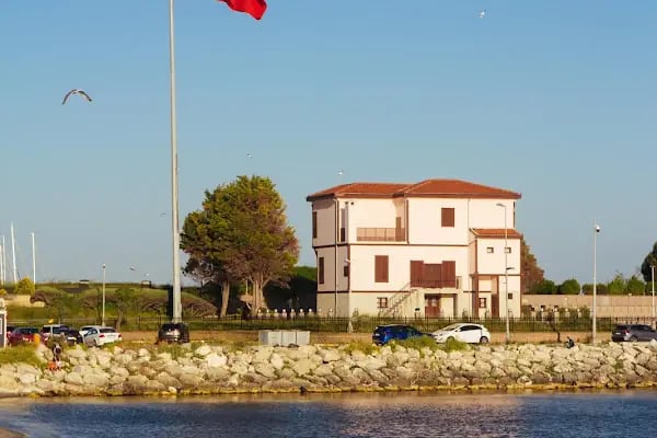 Avcılar Atatürk Evi ve Müzesi - Resim 4