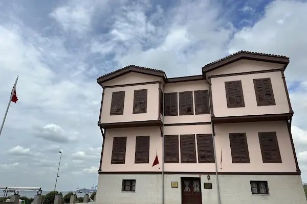 Avcılar Atatürk Evi ve Müzesi - Resim 2