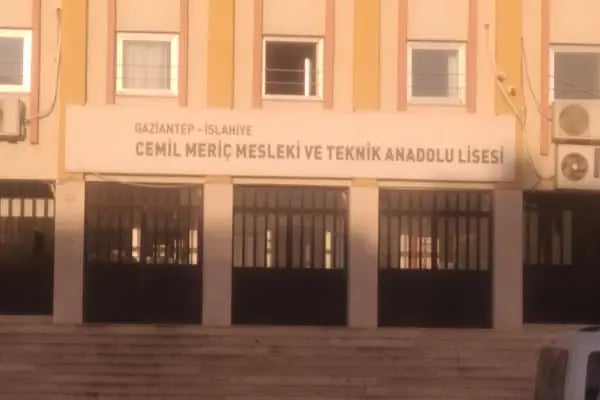 T.C İSLAHİYE CEMİL MERİÇ MESLEKİ VE TEKNİK ANADOLU LİSESİ - Resim 9