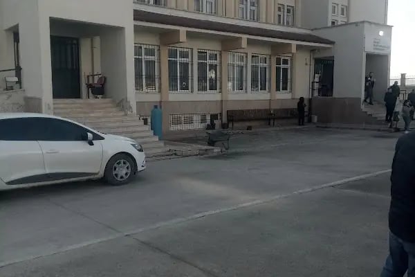 T.C İSLAHİYE CEMİL MERİÇ MESLEKİ VE TEKNİK ANADOLU LİSESİ - Resim 2