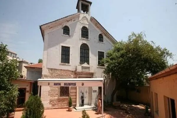 Surp Nisan Ermeni Kilisesi - Resim 12