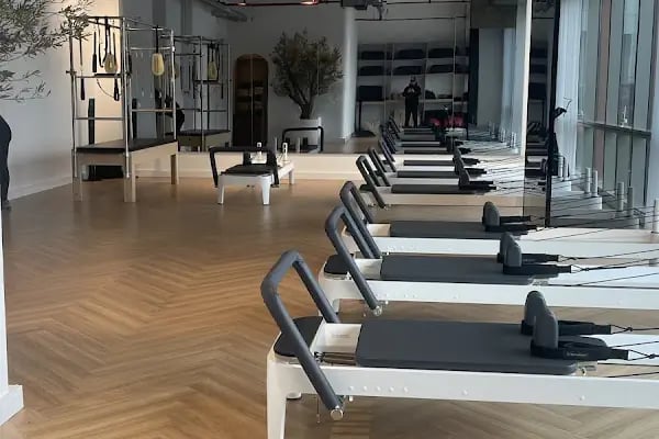 Studio Arch Pilates - Resim 10