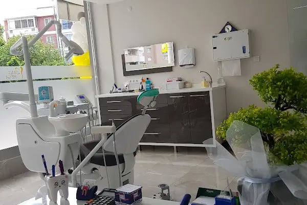 Özel Dent Mega Ağız ve Diş Sağlığı Polikliniği - Resim 10