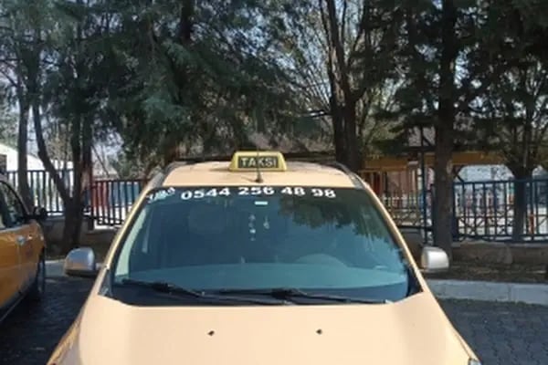 Taksi Durağı 500 yataklı devlet hastanesi - Resim 12