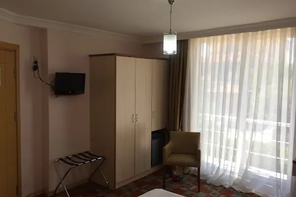 City Hotel - Resim 18