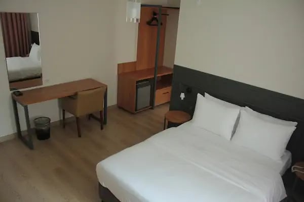 City Hotel - Resim 15