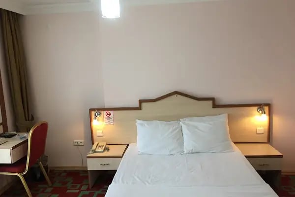 City Hotel - Resim 17